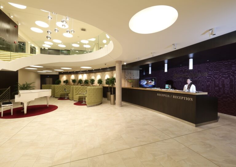 Hotel Zelená Lagúna Domaša – interiér s tapetami Horus Trade