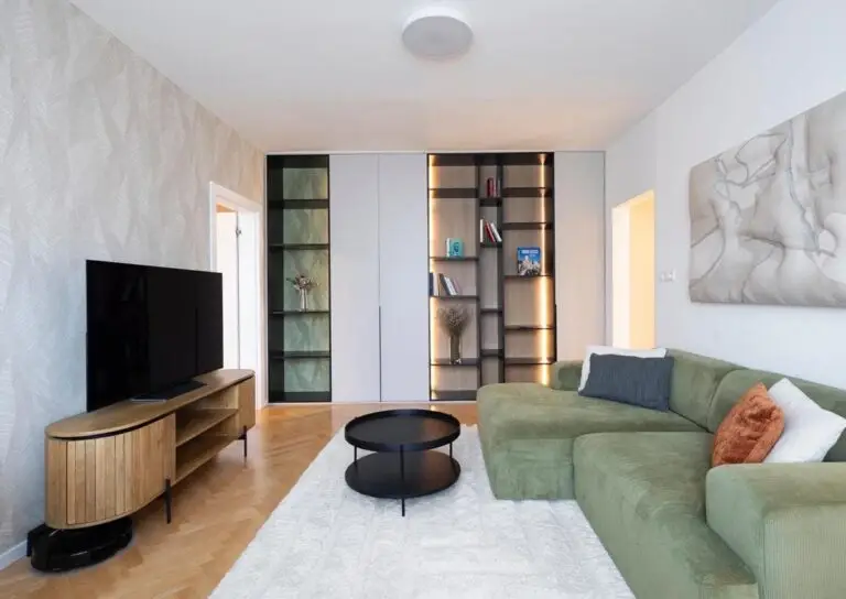 -65eb1987d360bcbd6111933a