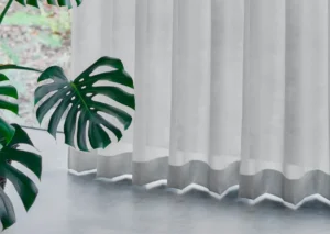 Jemná záclona z transparentnej textílie – interiérové riešenie | Horus Trade