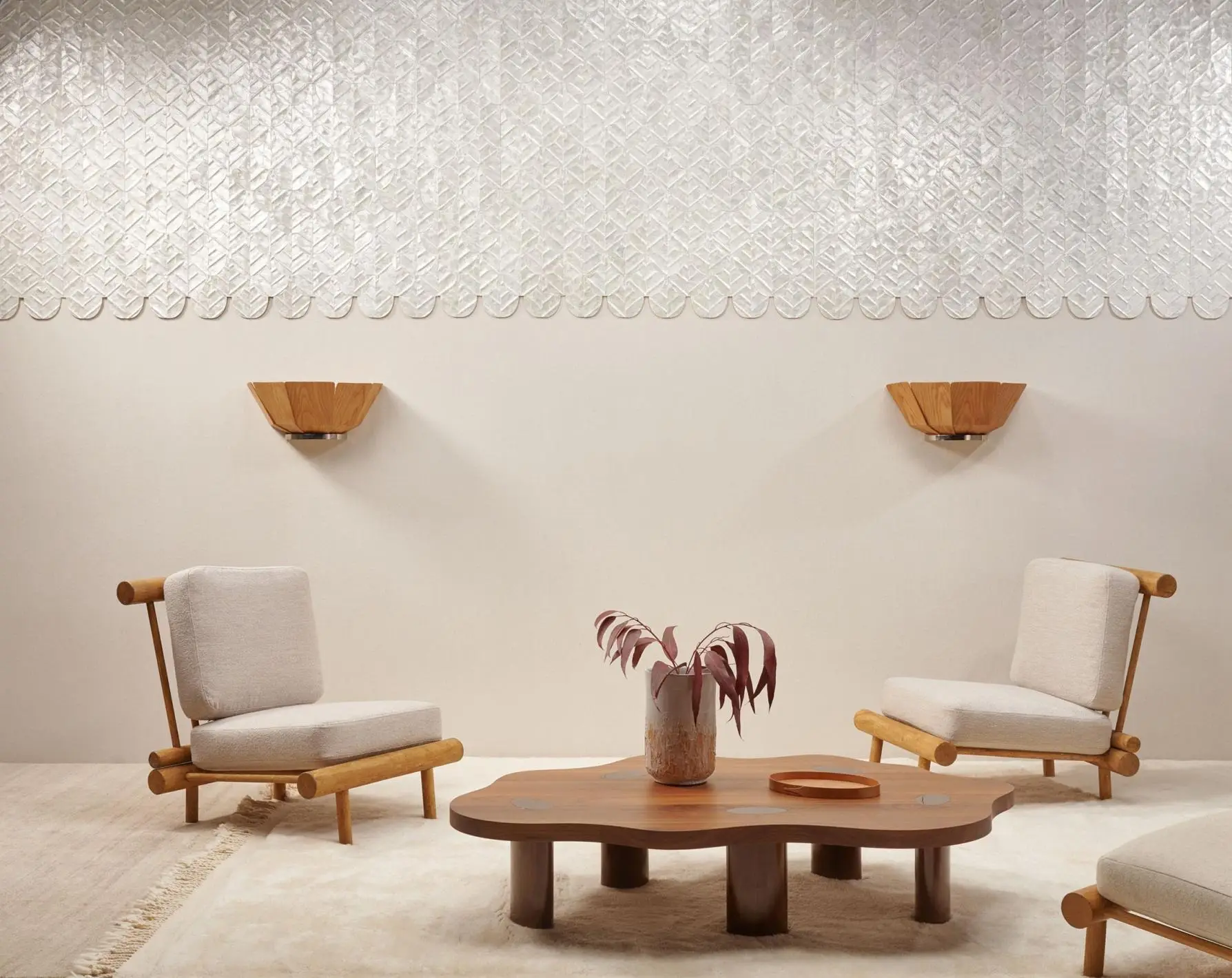 Luster_Abalone_70320_Roomshot_Web_LR-single-img