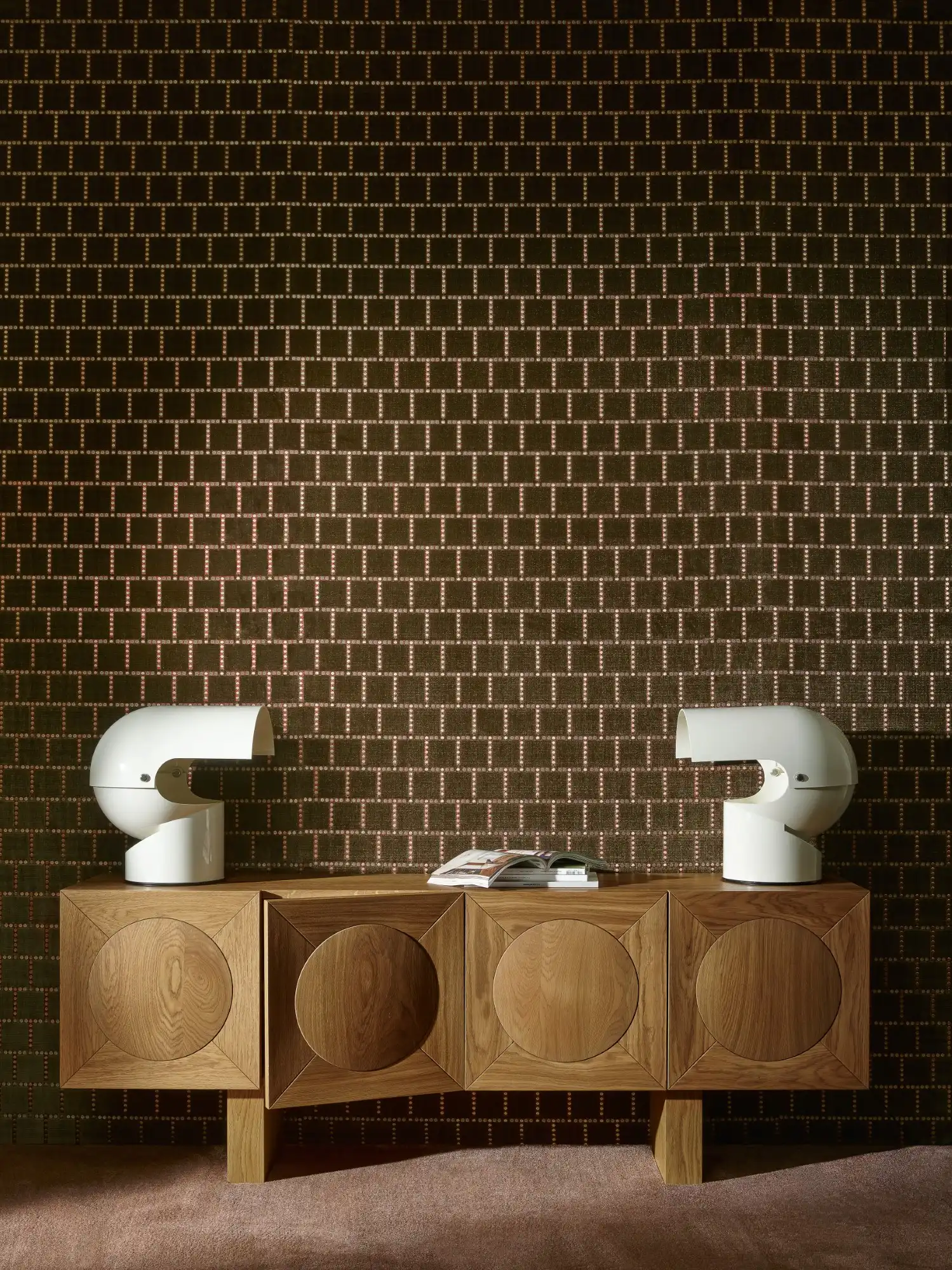 Allures_Cabochon_29240_Roomshot_Print_HR