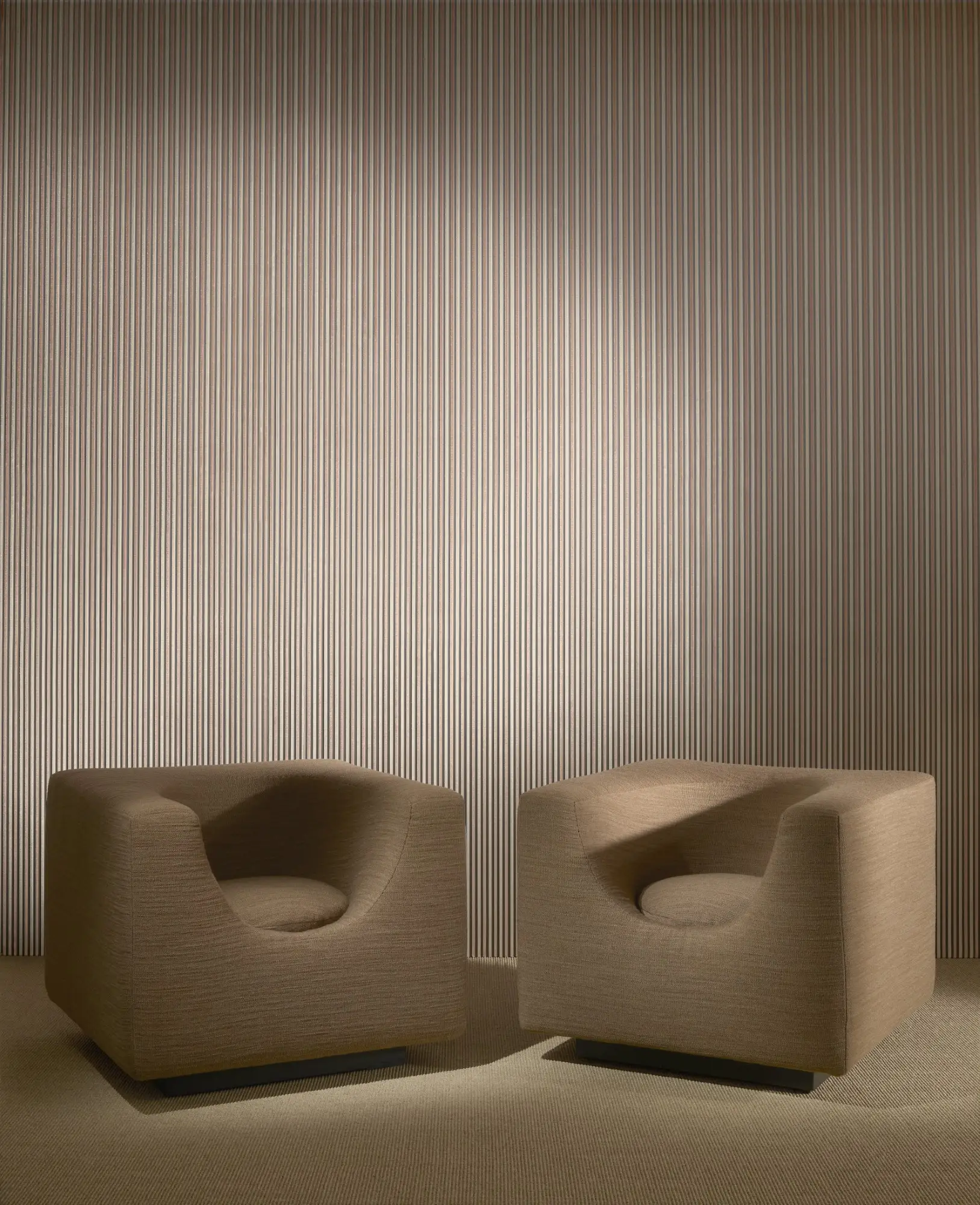 Allures_Galon_29224_2_Roomshot_Print_HR